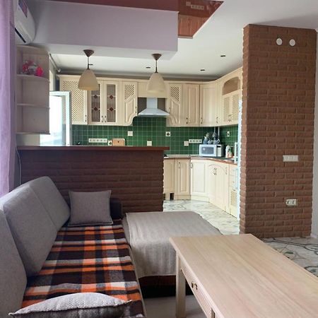 Vyshyvanka In The City Centre ايفانو - فرانكيفسك المظهر الخارجي الصورة