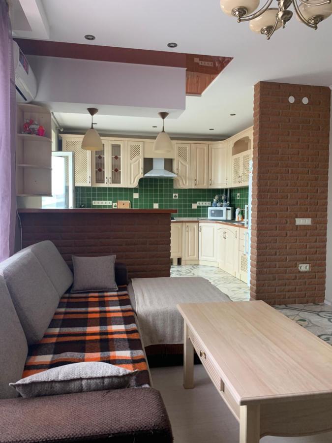 Vyshyvanka In The City Centre ايفانو - فرانكيفسك المظهر الخارجي الصورة
